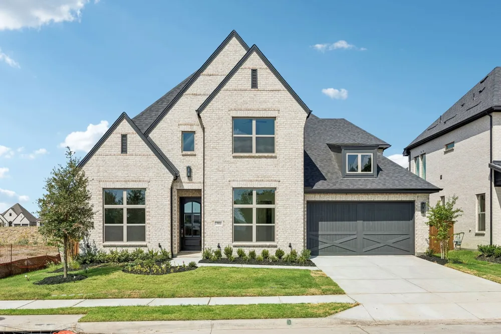 1904 Greenwich Celina, TX 75009