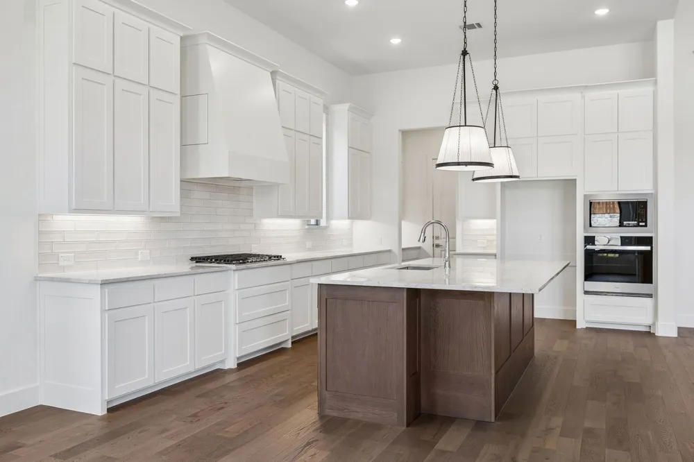 1904 Greenwich Celina, TX 75009
