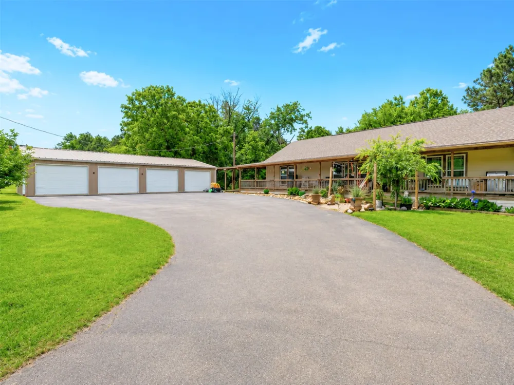 758 SE CR 4265 Mount Vernon, TX 75457