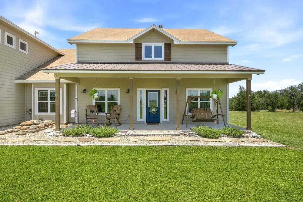 450 County Road 204 Liberty Hill, TX 78642