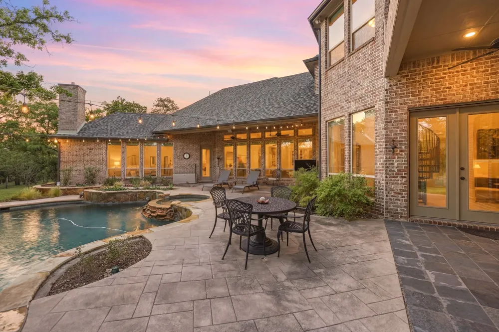 400 Porter Road Bartonville, TX 76226