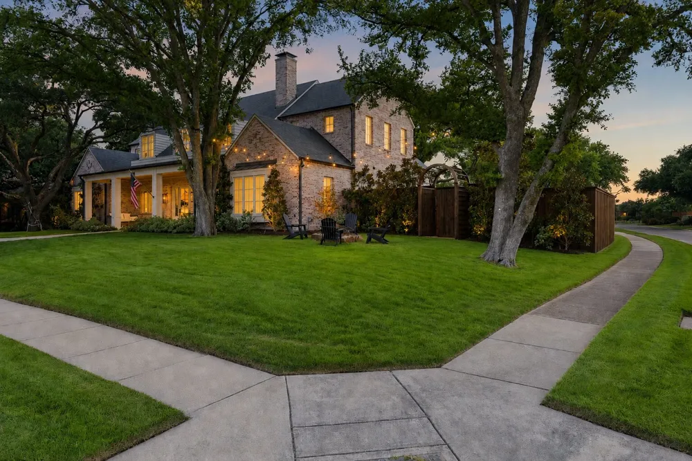 3205 Canyon Creek Drive Richardson, TX 75080