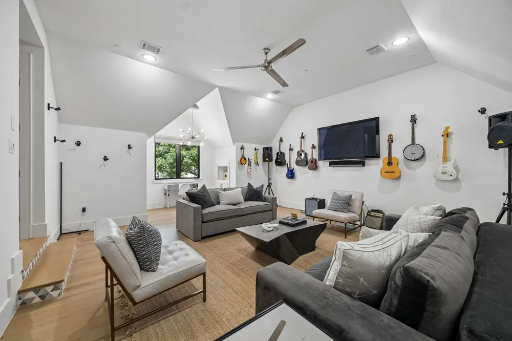 3944 Wentwood Drive University Park, TX 75225