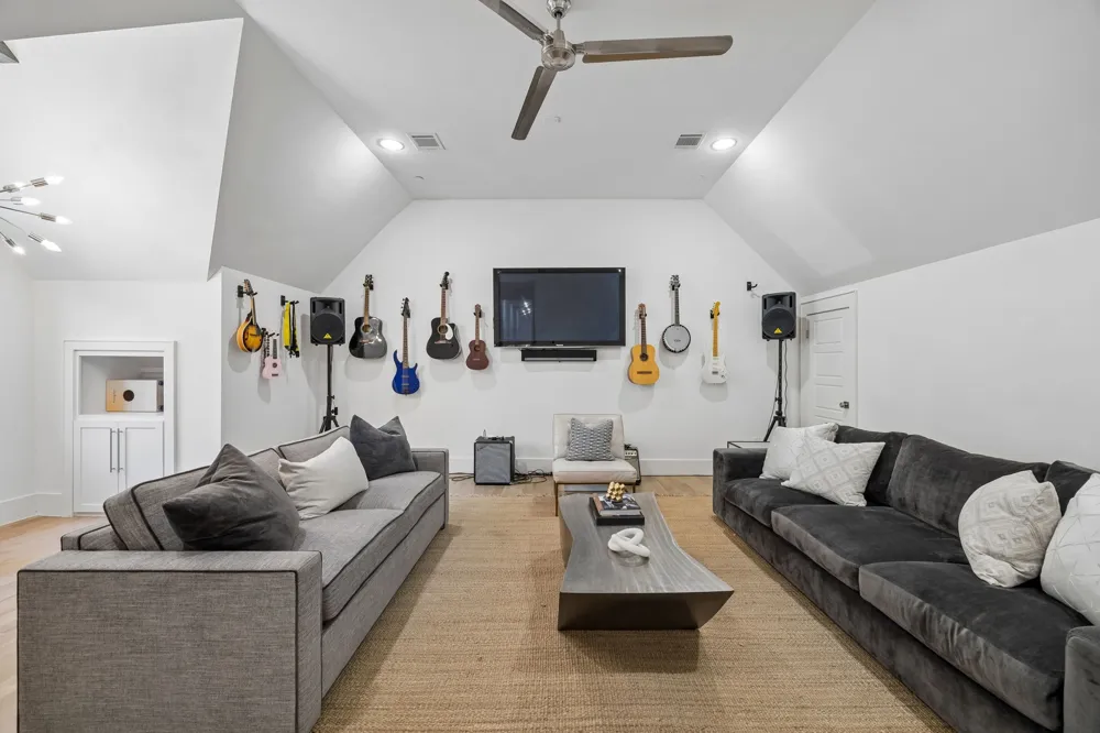 3944 Wentwood Drive University Park, TX 75225