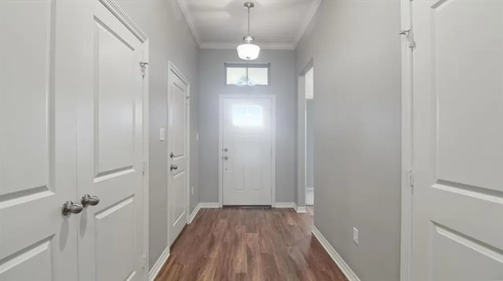 2927 Meadow Brook Trail Tyler, TX 75701
