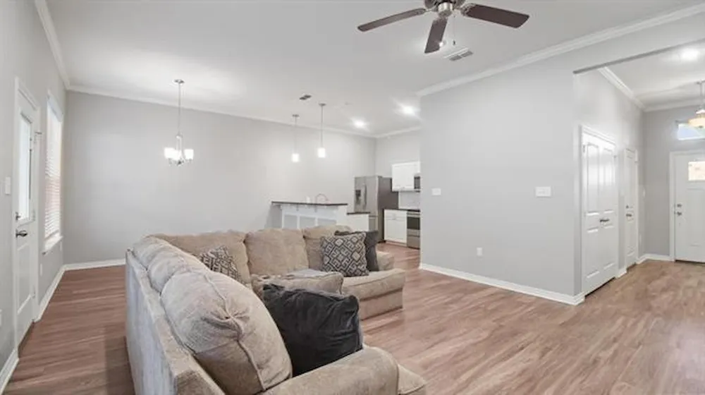 2927 Meadow Brook Trail Tyler, TX 75701