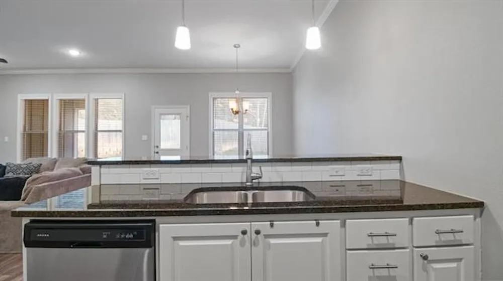 2927 Meadow Brook Trail Tyler, TX 75701