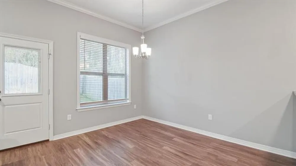 2927 Meadow Brook Trail Tyler, TX 75701