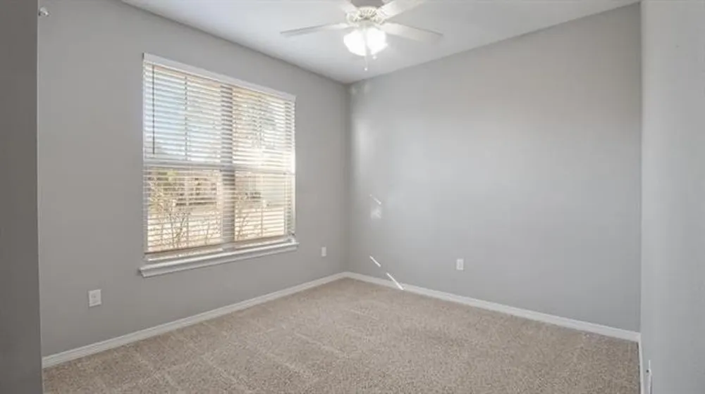 2927 Meadow Brook Trail Tyler, TX 75701