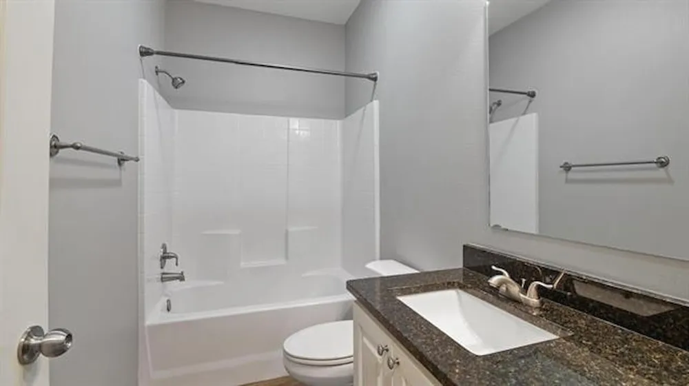 2927 Meadow Brook Trail Tyler, TX 75701