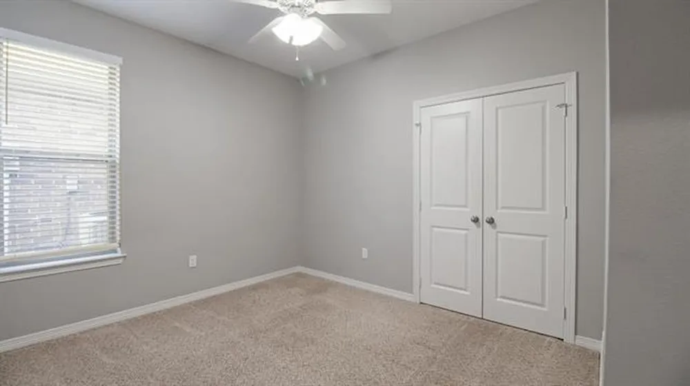 2927 Meadow Brook Trail Tyler, TX 75701