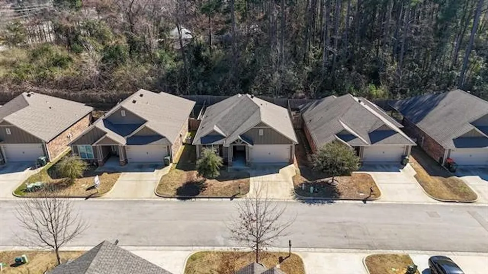 2927 Meadow Brook Trail Tyler, TX 75701