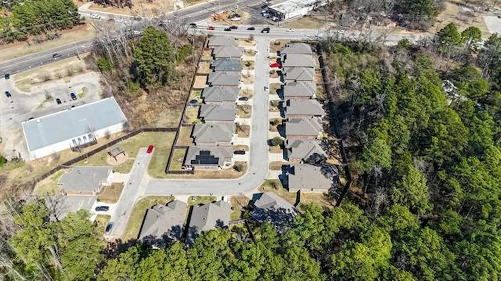 2927 Meadow Brook Trail Tyler, TX 75701