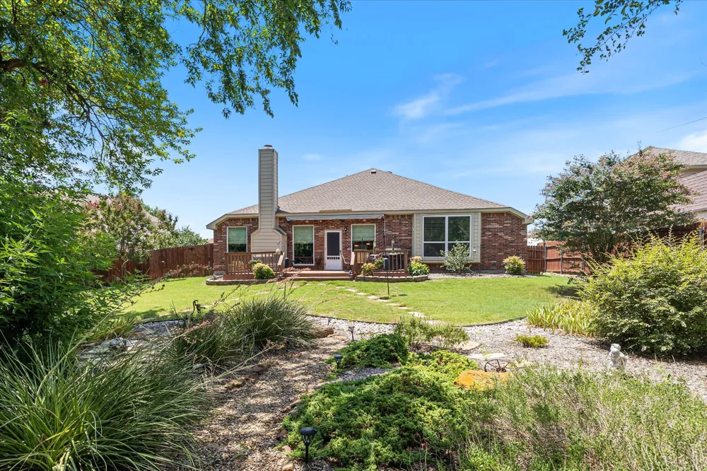 5815 Teal Court Sachse, TX 75048