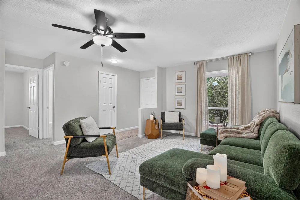 404 NW Wintercrest Road Burleson, TX 76028