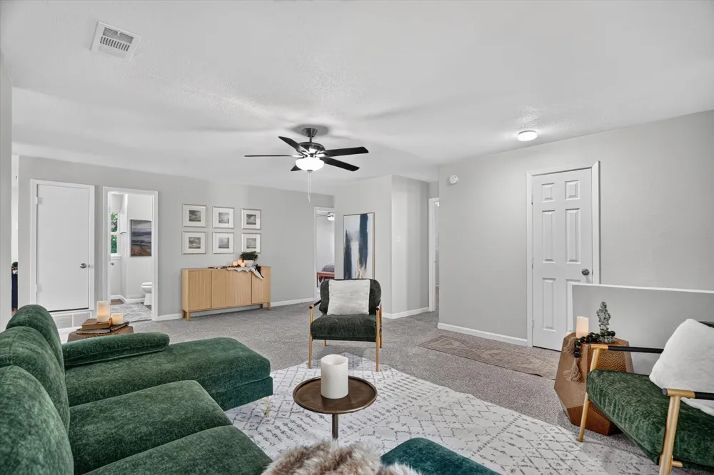 404 NW Wintercrest Road Burleson, TX 76028