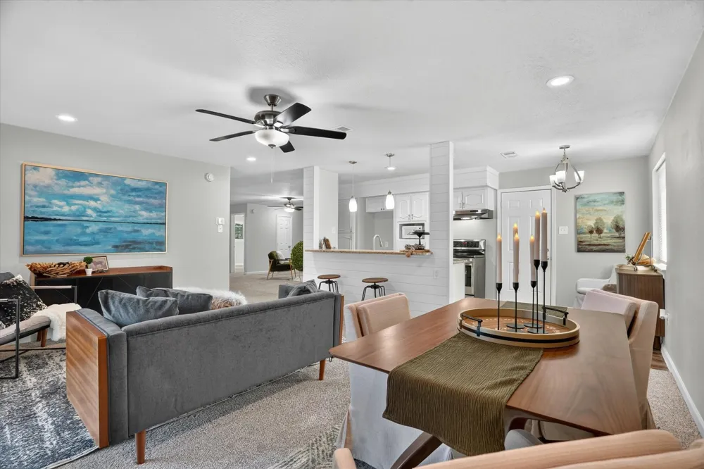 404 NW Wintercrest Road Burleson, TX 76028
