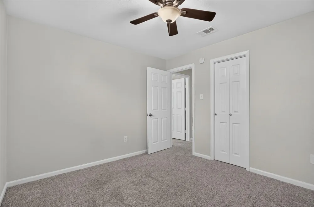 404 NW Wintercrest Road Burleson, TX 76028