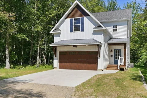 453 Sunset Parkway