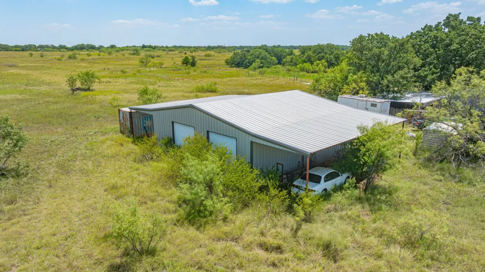 301 County Road 193 Carbon, TX 76435