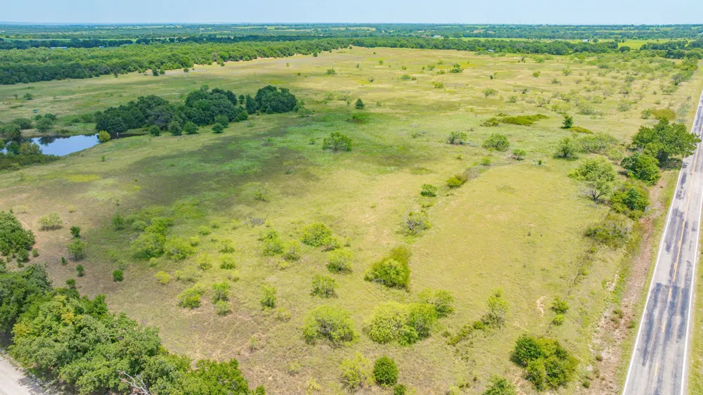 301 County Road 193 Carbon, TX 76435