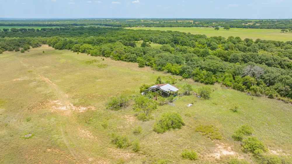 301 County Road 193 Carbon, TX 76435