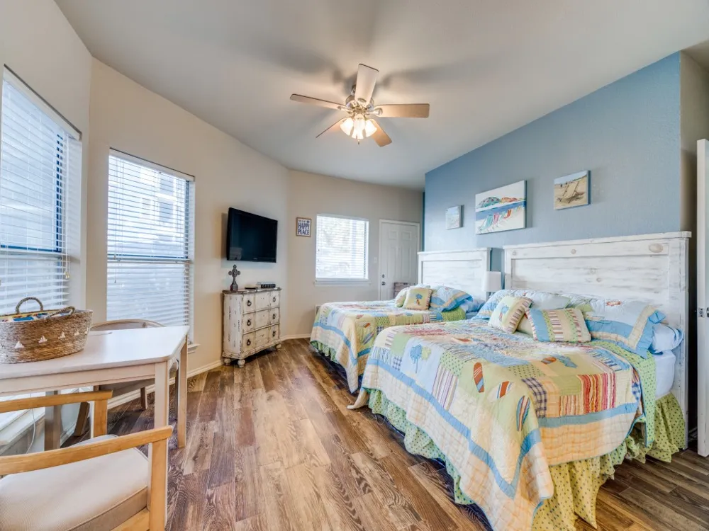 2164 Tanglewood Boulevard #C115 Pottsboro, TX 75076