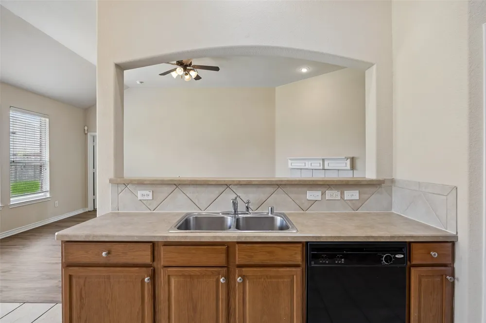 712 Beau Drive Wylie, TX 75098