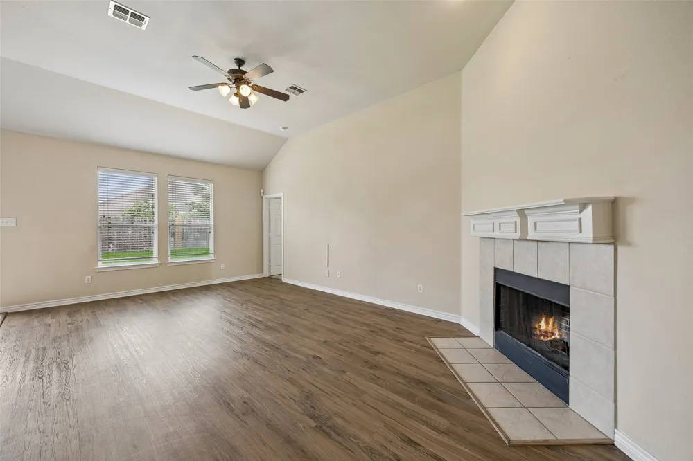 712 Beau Drive Wylie, TX 75098