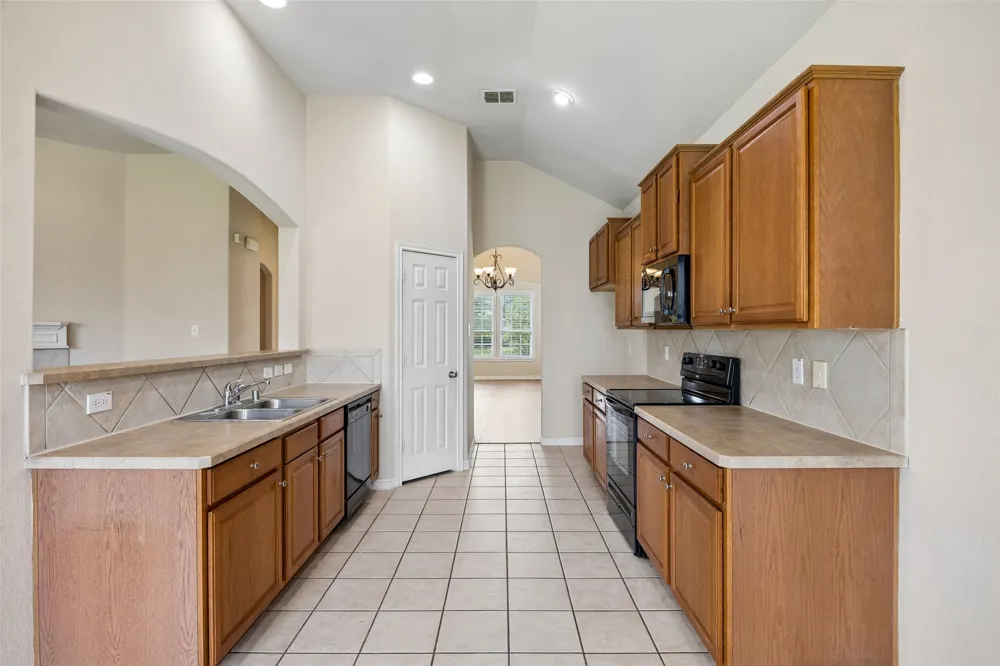 712 Beau Drive Wylie, TX 75098