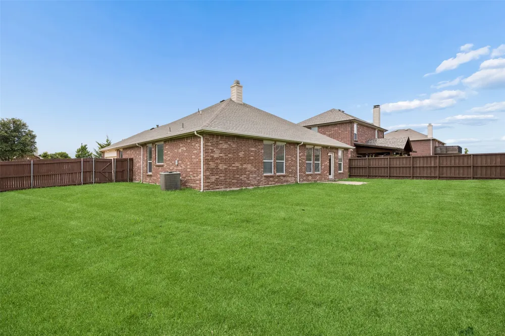 712 Beau Drive Wylie, TX 75098