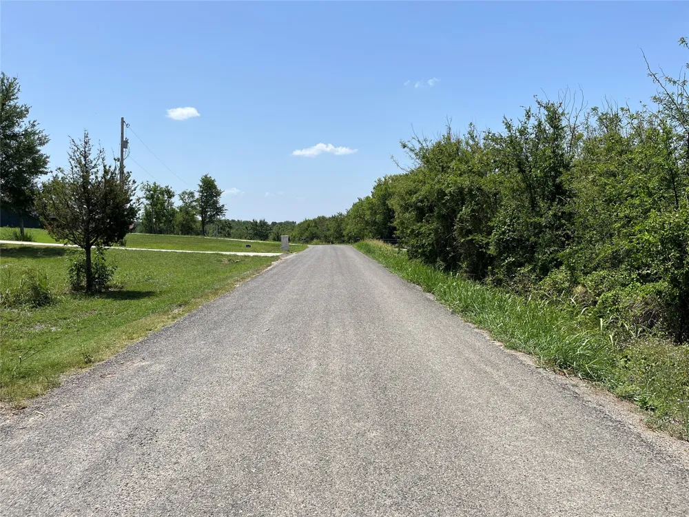 910 Kentucky Town Road Whitewright, TX 75491