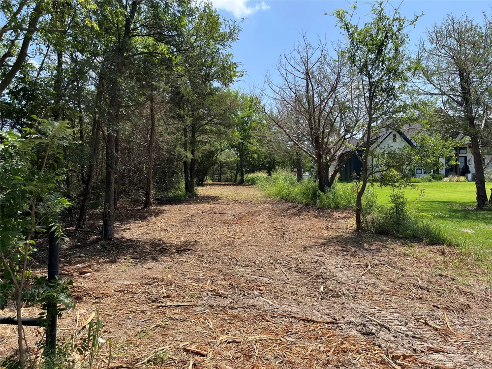 910 Kentucky Town Road Whitewright, TX 75491