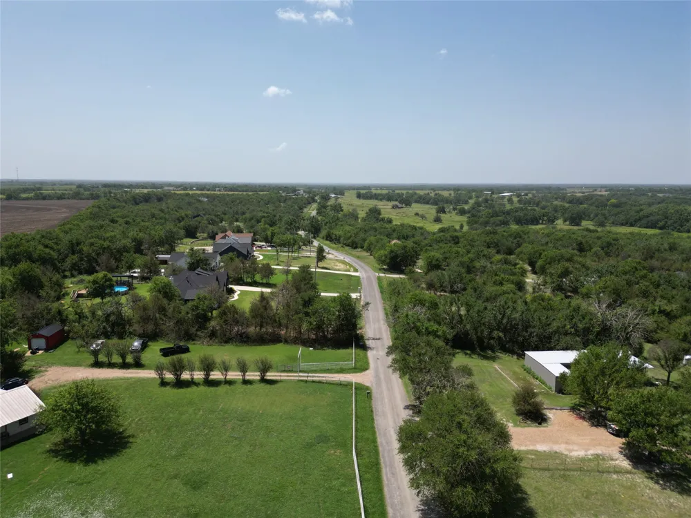 910 Kentucky Town Road Whitewright, TX 75491