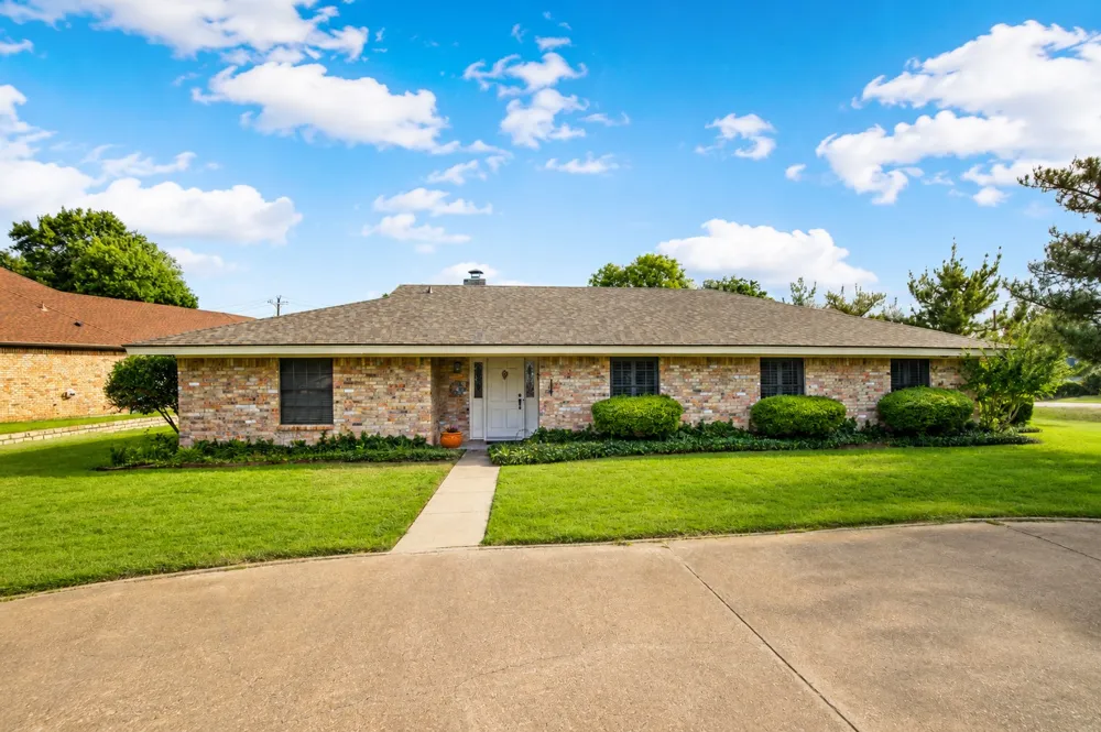 5132 Fairway Circle De Cordova, TX 76049