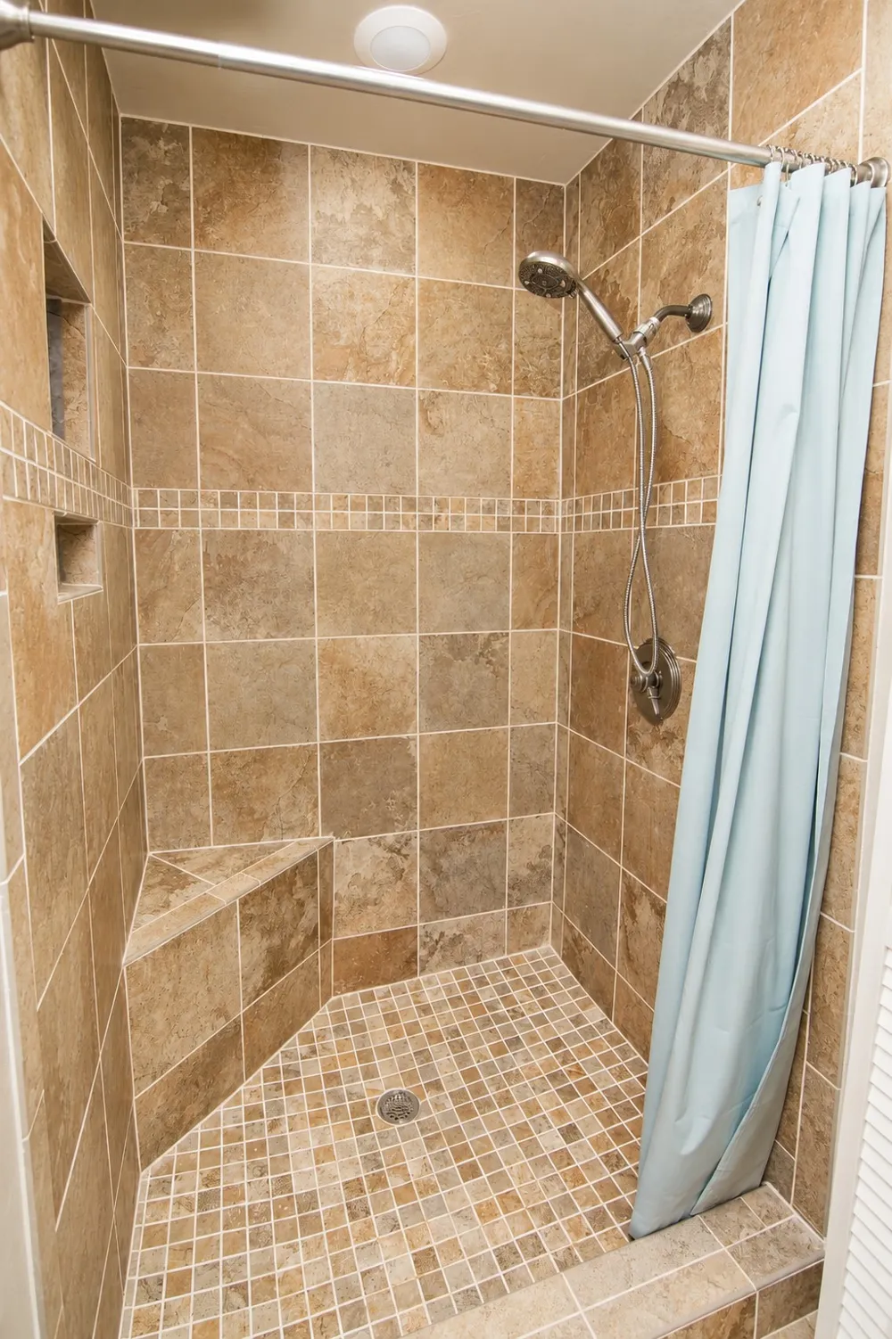 5132 Fairway Circle De Cordova, TX 76049