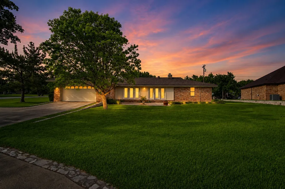 5132 Fairway Circle De Cordova, TX 76049