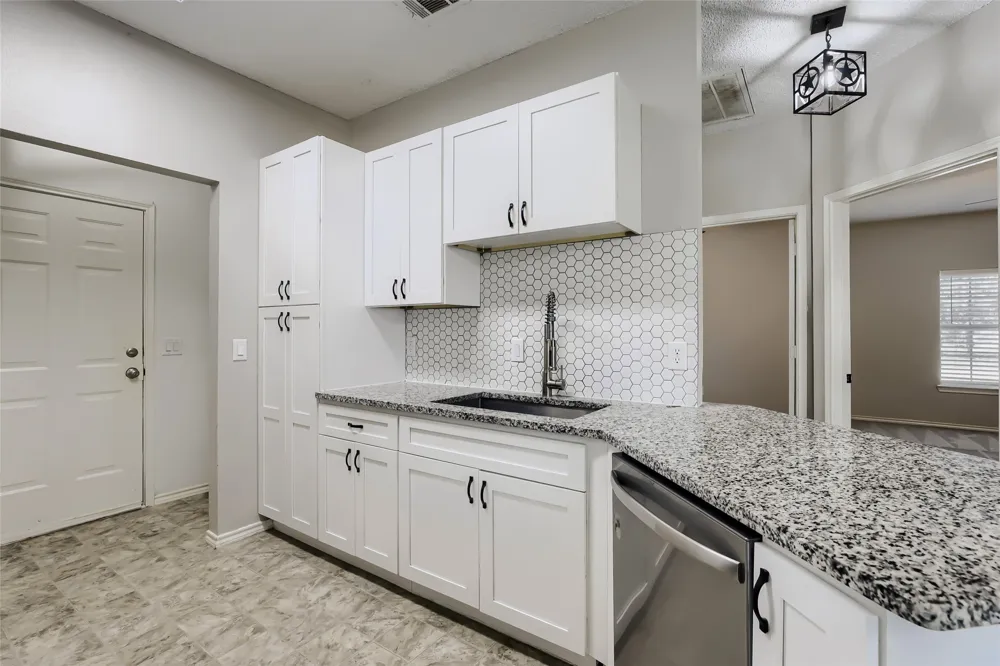 4422 Briarcrest Lane Sachse, TX 75048