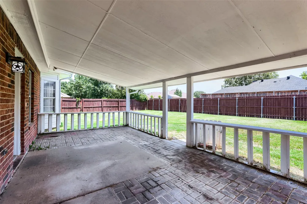 4422 Briarcrest Lane Sachse, TX 75048