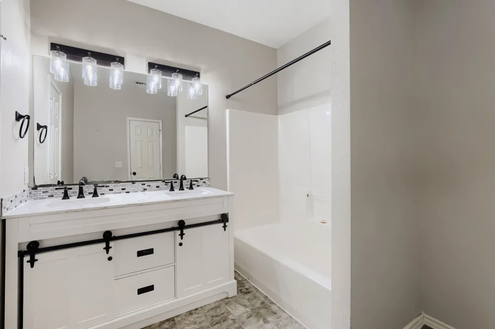 4422 Briarcrest Lane Sachse, TX 75048