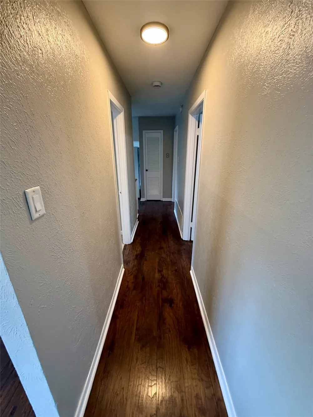 308 Simmons Drive Hurst, TX 76053