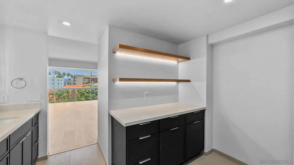 939 Coast Blvd #6F La Jolla, CA 92037