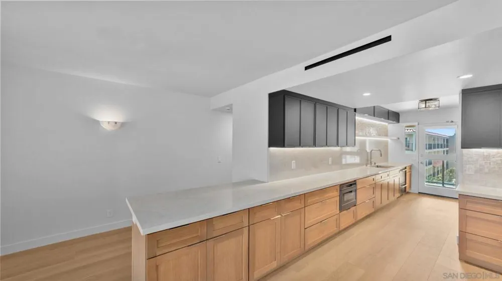 939 Coast Blvd #6F La Jolla, CA 92037