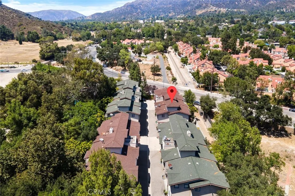 6300 Honolulu #207 La Crescenta, CA 91214