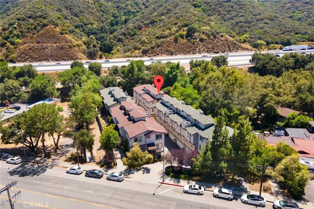 6300 Honolulu #207 La Crescenta, CA 91214