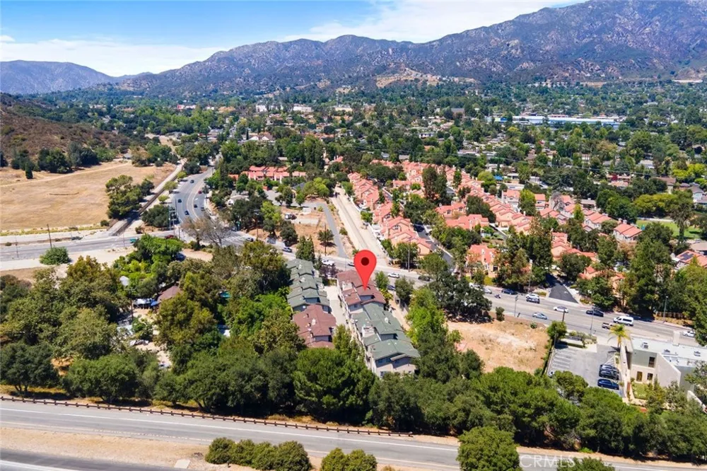 6300 Honolulu #207 La Crescenta, CA 91214