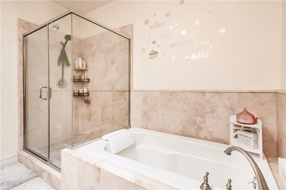 14242 Burbank #307 Sherman Oaks, CA 91401