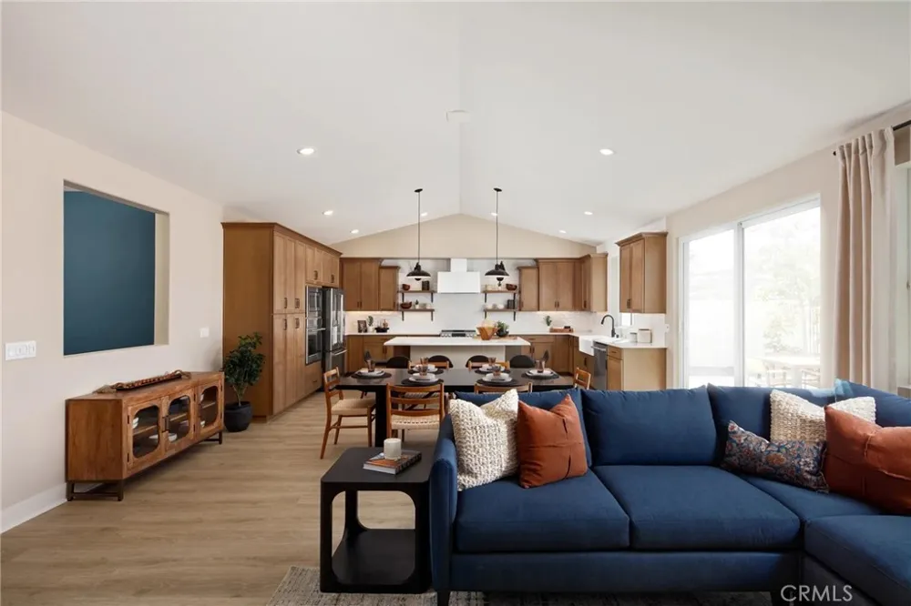 7998 Cottonwood Drive Friant, CA 93626