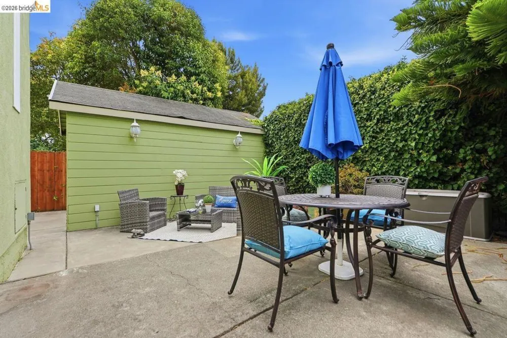 2840 Stanton St Berkeley, CA 94702