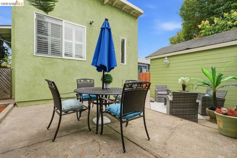 2840 Stanton St Berkeley, CA 94702